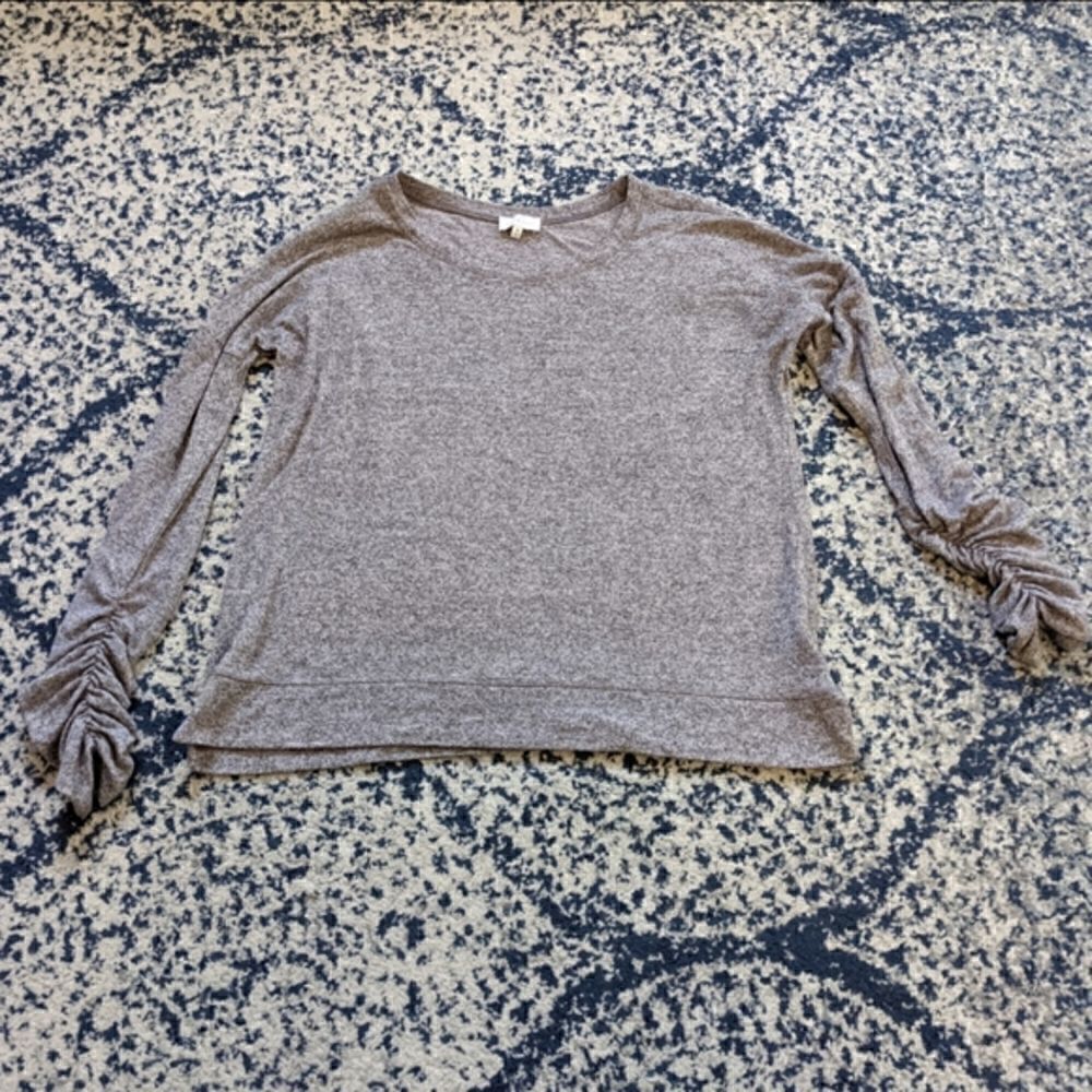 Lucky Brand scrunched sleeve shirt